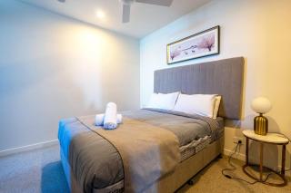 The Valley Edit | Designer Stay, Carpark + Pool - Apartment - 6