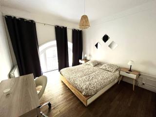 Spacieux 4 Chambres au Centre de Reims avec Internet Inclus - FR-1-870-26 - 7