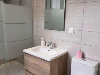 Appartement cosy avec terrasse à Reims - FR-1-870-30 - 1