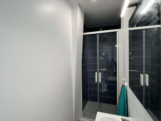 Charme Central : Grand Appart à Reims - FR-1-870-32 - 1