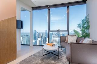 73rd Floor Sky-High Views 1BR Melbourne CBD - 0