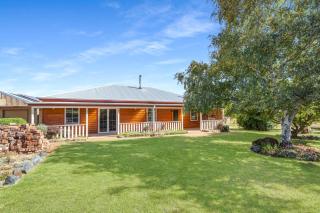 Leisurely Long Swamp Retreat - 3 Bed 2 Bath - 3