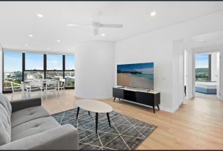 One Sky Residence - Sleep 6 - Pools Cinema Sauna Gym FREE Parking - 3