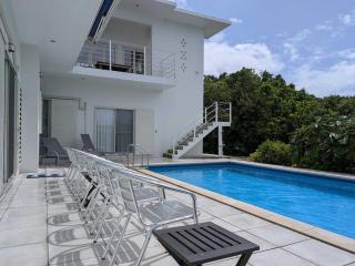 Simple is 海が目の前自然に囲まれたシエスタ貸切プライベートプールヴィラ - 2