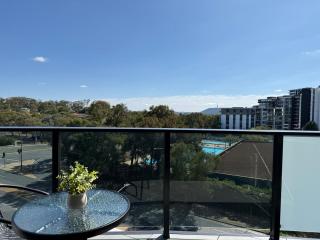 Bright Sunny 1BD Apt in Phillip Free Parking - 5