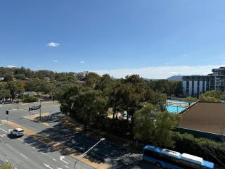 Bright Sunny 1BD Apt in Phillip Free Parking - 1