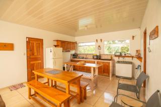 Cozy coworking Casa Alma near Lake Arenal, 2 bedroom 1 office, fiber optic, pet friendly - 7