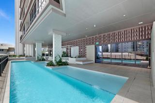 Yves Ocean Views Luxe 2BR Mermaid Beach - 7