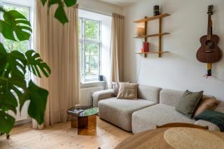 Minimalist Flat In Authentic Nordvest - 0