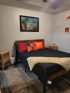 The Crimson Place, Free Indoor Parking - 6