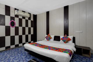 FabHotel Aavkar - 1