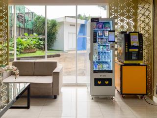 RedDoorz Plus Syariah at Suncity Residence Apartemen Sidoarjo - 0