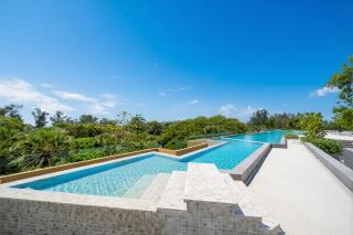 Laguna Beachside residences apartamens, walking distance to the sea - 9