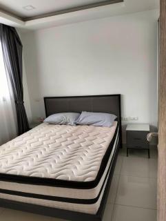 Modern 1-Bedroom Apartment with pool View - 7