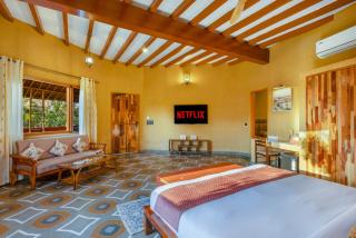 Aanandam Villas and Resort by ELIVAAS Pet-friendly Premium Room With Shared Pool, Restaurant & Garden - 8
