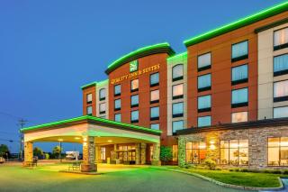 Quality Inn & Suites - 9