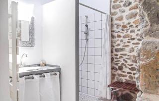 2 Bedroom Amazing Home In Plouha - 1