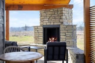 Modern Cabin Escape - Hot Tub - Game Room - Pets - 5