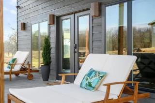 Modern Cabin Escape - Hot Tub - Game Room - Pets - 5