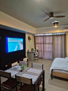 Luxe Spacious Cozy Venice BGC 65inTV Surround Sound - 5