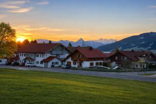 Neubau Ferienwohnung mit Bergblick und Sauna - 2