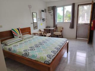 Kathleens Vacation Place - 8