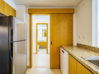 Downtown Charming Condo Close to Dubai Mall - 1