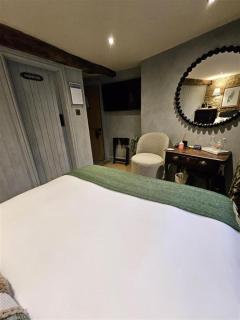 Cotswold Cottage Guest House - 1