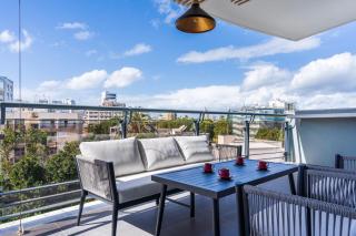 Luxury Central Family Penthouse in Nicosia - 9