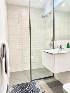 Cozy 1 Bed Apartment-N1 at Airport Residential Area - 7