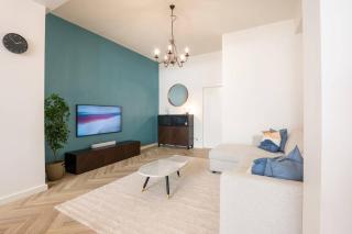 Beautiful renovated apartment in an authentic building - 9