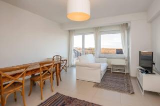 Brightful 2BR apartment with amazing views - 8