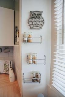 Snug 1 Bed Apartment in Edinburgh's Juniper Green - 1