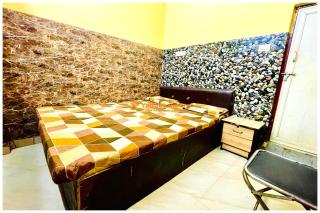 GS Heritage Palace near Lucknow Juncation # Free Wi-Fi and Room Service Facilities # Fully Air conditioning Premium Room - Best Premium Hotel In Lucknow - 9