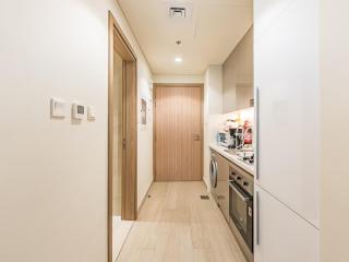 Tranquil Studio Getaway in Meydan City - Dubai - 4