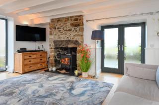 4 Bed in Llanbedrog oc-1frond - 1