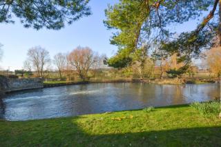 3 Bed in Elsing oc-1973 - 1