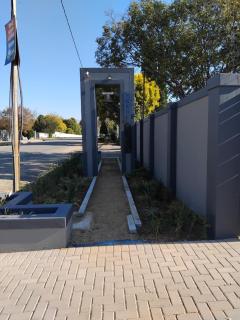 Clock Inn selfcatering accommodation - 3