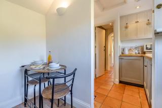 1 Bed in Stiffkey oc-1642 - 3
