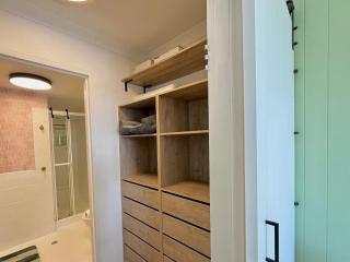 Beachside Bliss Walk to Nobbies Arcade and Surf - 4