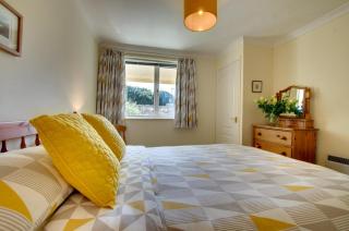 2 Bed in Clifton Court oc-fl24 - 7
