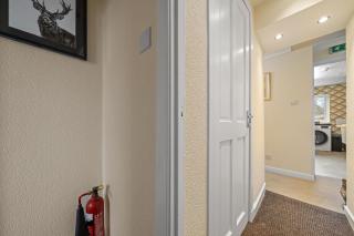 mySTAYINN Strathblane 7 Bedroom Full House - Inverness - 4