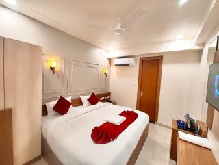 Hotel RG Residency - 7