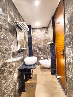Hotel RG Residency - 8