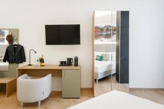 Napoleona Suites - 9