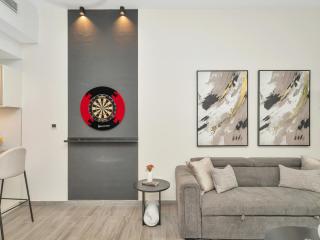 Royal Vista - 1BR with Darts Wall at Belgravia Square JVC - 2