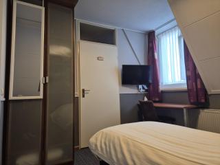 Hotel,cafe,biljart POT - 3