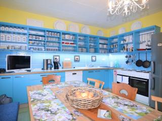 Spacious Villa near Forest in Buchet - Lam - 2