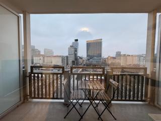 Premium-Familienresidenz mit 2 Balkonen - 0