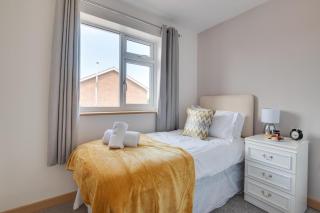 4 Bed in Whitby oc-w466 - 3